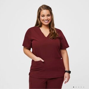 Figs Burgundy Scrub Top XL